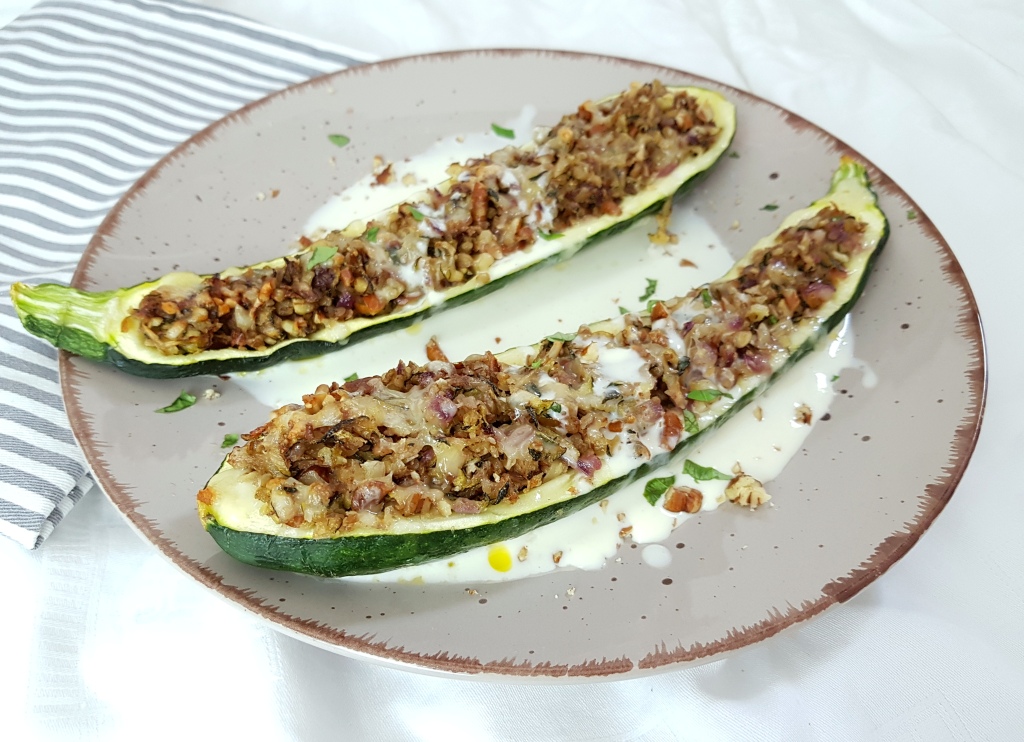 Gefüllte Zucchini vegetarisch und low carb – Low carb Rezepte ...